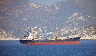 Израильские катера окружили "Надежду" Израильские катера окружили "Надежду"