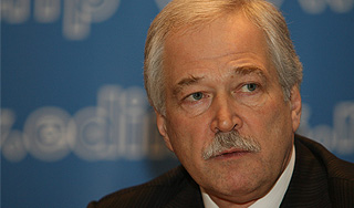 Осенние выборы сделают зимними Осенние выборы сделают зимними