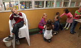 Воспитателей лагеря уволили за пьянство Воспитателей лагеря уволили за пьянство