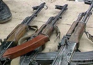 В Злынковском районе обнаружили тайник с оружием