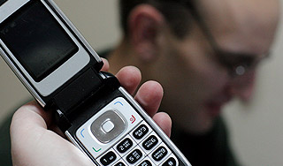 Мобильники назвали источником заразы Мобильники назвали источником заразы