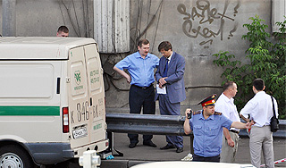 В Новгороде украли инкассаторский баул В Новгороде украли инкассаторский баул