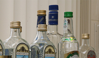 Онищенко хочет повысить цену на водку Онищенко хочет повысить цену на водку