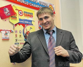 Брянский боец выступит на Кубке Президента России по самбо Виталий Минаков