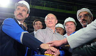 Путин запустил металлургический цех Путин запустил металлургический цех
