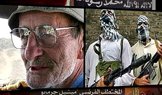 Террористы казнили французского пленника Террористы казнили французского пленника