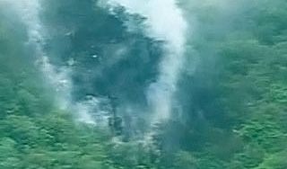 На месте крушения Airbus ищут живых На месте крушения Airbus ищут живых