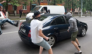 Химки в шоке от погромщиков Химки в шоке от погромщиков