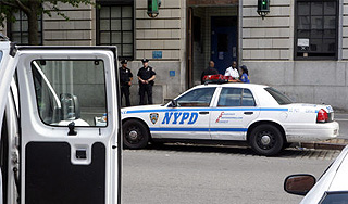 Телеведущий изнасиловал россиянку в США Телеведущий изнасиловал россиянку в США