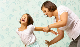 В Польше родителям запретили шлепать детей В Польше родителям запретили шлепать детей