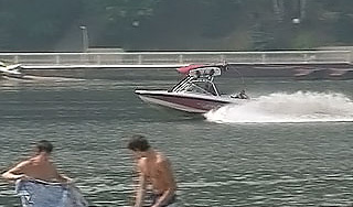 Пожилой мужчина погиб под винтами катера Пожилой мужчина погиб под винтами катера