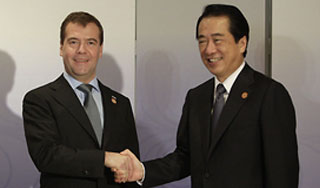 Лидеры АТЭС отказались надевать кимоно Лидеры АТЭС отказались надевать кимоно