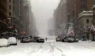 Снежная буря в США привела к сотням ДТП Снежная буря в США привела к сотням ДТП