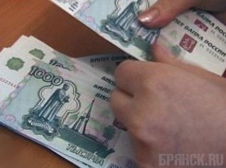 Оштрафована депутат Навлинского Совета народных депутатов