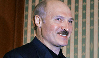 Лукашенко стал самым богатым кандидатом Лукашенко стал самым богатым кандидатом