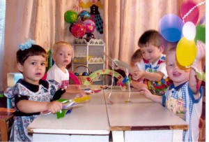 Более 40 детей нуждаются в семье