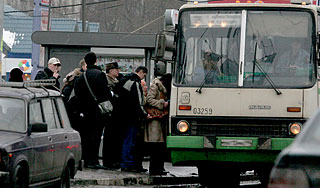 Водителя автобуса расстреляли за задержку Водителя автобуса расстреляли за задержку