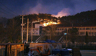 Сеул и Пхеньян заставят помириться Сеул и Пхеньян заставят помириться