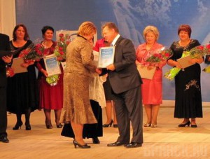 Новозыбковским учителям урезали премию