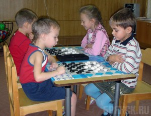 Юные брянцы стали призерами первенства ЦФО по шашкам