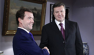 Медведев пригласил Киев в Таможенный союз Медведев пригласил Киев в Таможенный союз