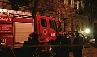 Грузия расследует взрывы в Тбилиси Грузия расследует взрывы в Тбилиси