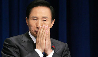 Сеул грозит Пхеньяну возмездием Сеул грозит Пхеньяну возмездием