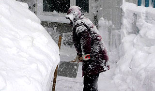 Ночью Москву заметет зимним снегопадом Ночью Москву заметет зимним снегопадом
