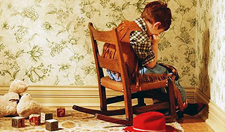 Мать до смерти запорола трехлетнего сына Мать до смерти запорола трехлетнего сына