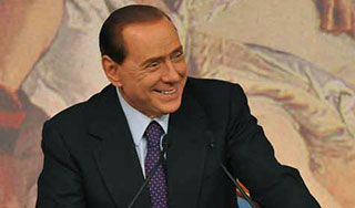 Италия оставила Берлускони у власти Италия оставила Берлускони у власти