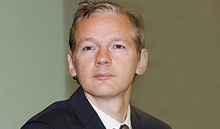 Главу WikiLeaks выпускают из тюрьмы Главу WikiLeaks выпускают из тюрьмы