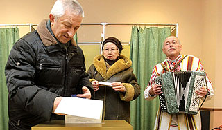 Белорусы активно выбирают нового лидера Белорусы активно выбирают нового лидера