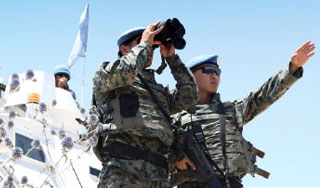 Корейский полуостров сотрясают выстрелы Корейский полуостров сотрясают выстрелы