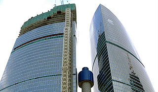 Приставы опечатали часть башни "Федерация" Приставы опечатали часть башни "Федерация"