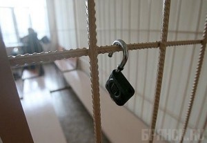 Замначальника СИЗО подозревают в мошенничестве