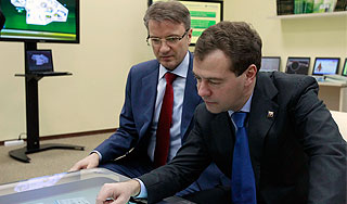 Сбербанк показал новые технологии Сбербанк показал новые технологии