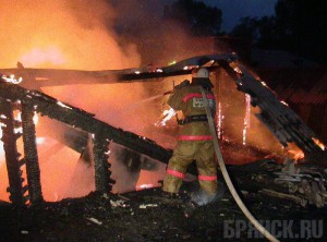 Старик погиб при пожаре в собственном доме