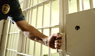 Американец по ошибке отсидел 30 лет Американец по ошибке отсидел 30 лет