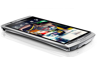 Sony Ericsson показал новейший смартфон Sony Ericsson показал новейший смартфон
