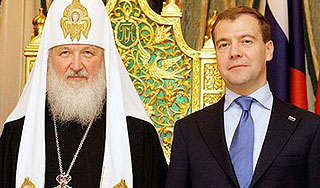 Медведев поздравил верующих с Рождеством Медведев поздравил верующих с Рождеством