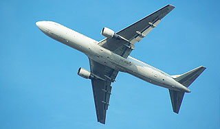 Внезапные роды посадили авиалайнер Внезапные роды посадили авиалайнер