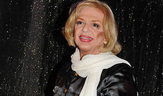 Брижит Бардо защищает дворняжек Петербурга Брижит Бардо защищает дворняжек Петербурга