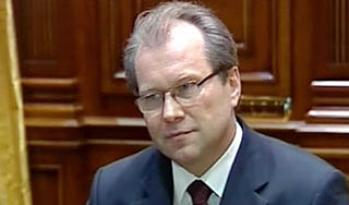 Полпред президента в Госдуме попал в ДТП Полпред президента в Госдуме попал в ДТП