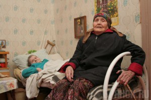 В доме интернате отравились едой две престарелые женщины