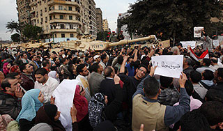 Армия Египта окружила миллион бунтовщиков Армия Египта окружила миллион бунтовщиков