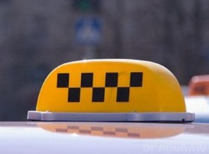 Задержали подозреваемых в разбойном нападении на таксиста