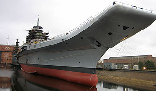 Офицера ВМС Индии уволят за связь с русской Офицера ВМС Индии уволят за связь с русской