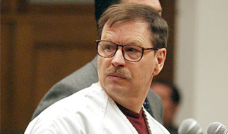 Найдена 49-я жертва "убийцы с Грин-Ривер" Найдена 49-я жертва "убийцы с Грин-Ривер"