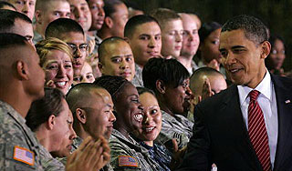 Обама потребовал сотни миллиардов на войну Обама потребовал сотни миллиардов на войну