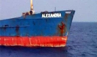 Поиски россиян с "Александры" прекращены Поиски россиян с "Александры" прекращены